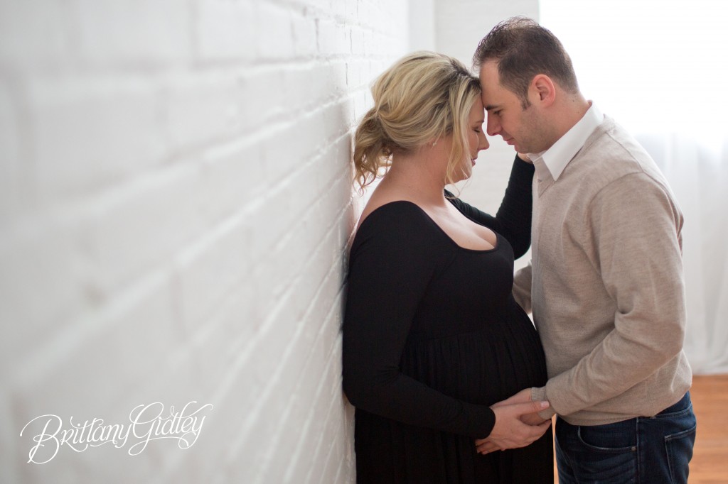 Cleveland Maternity Photographer | Maternity Photography | Start With The Best | Maternity Inspiration | Pregnancy | Pretty 