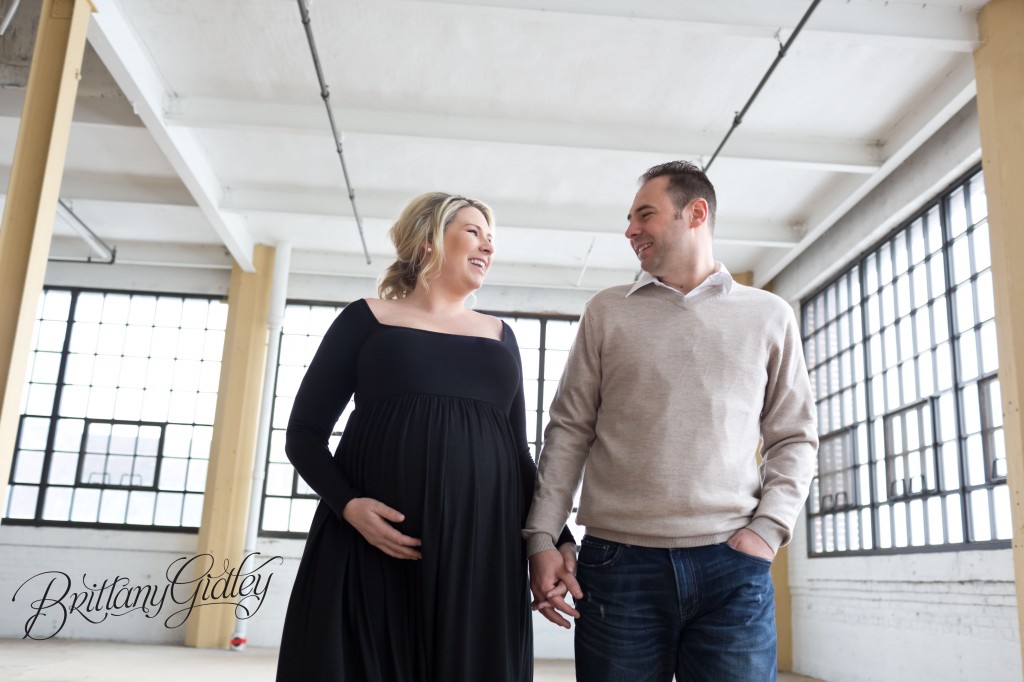 Cleveland Maternity Photographer | Maternity Photography | Start With The Best | Maternity Inspiration | Pregnancy | Pretty 