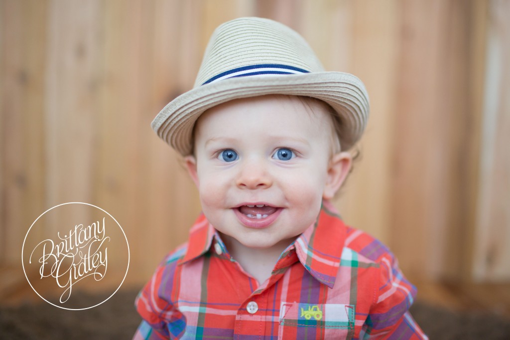 First Year Portraits | One Year Old | First Birthday | 12 Months | Start With The Best | Brittany Gidley Photography LLC