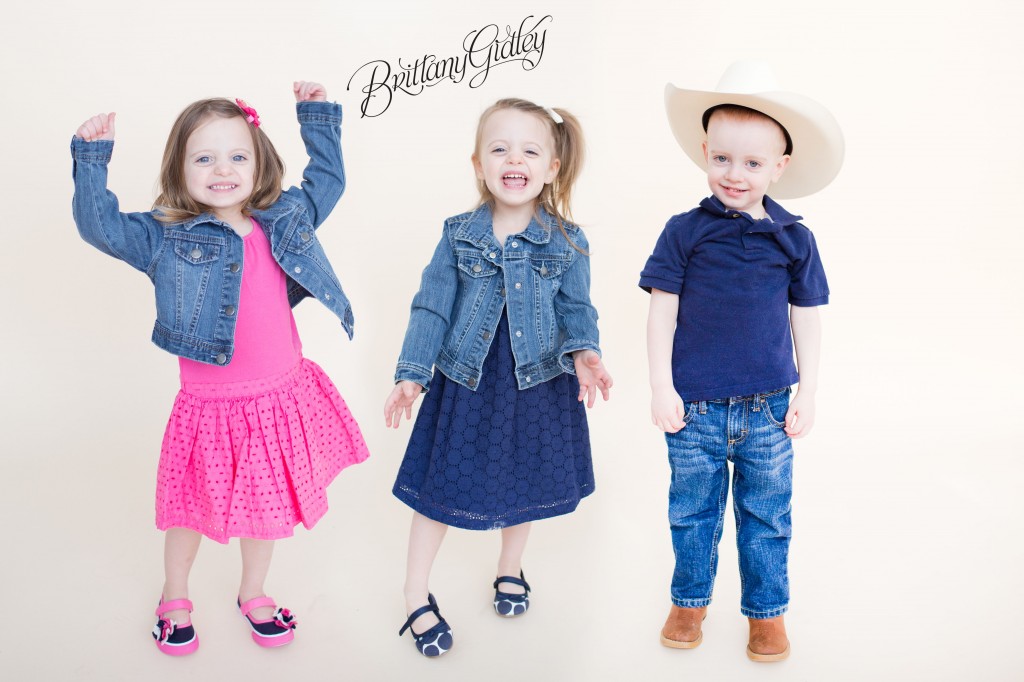 Triplet Photography | Family | Triplets | Adorable | Brittany Gidley Photography LLC | Cleveland Triplet Photographer | Cleveland Photographer | Cleveland Toddler Photographer