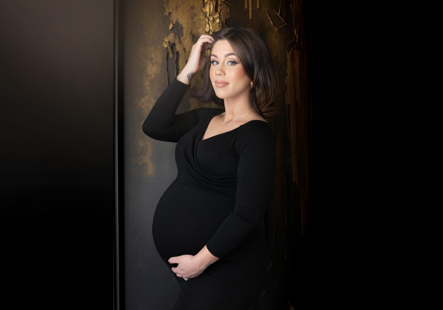 Cleveland Maternity Photographer