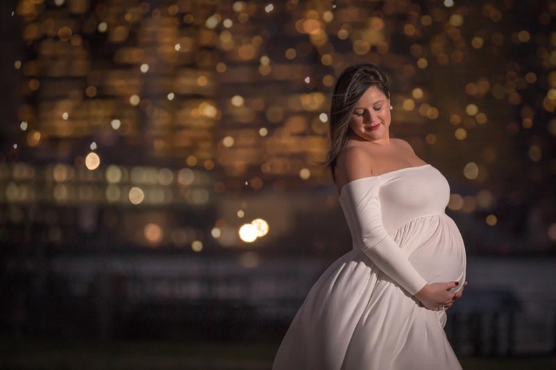 Best Pregnancy Photographer Cleveland