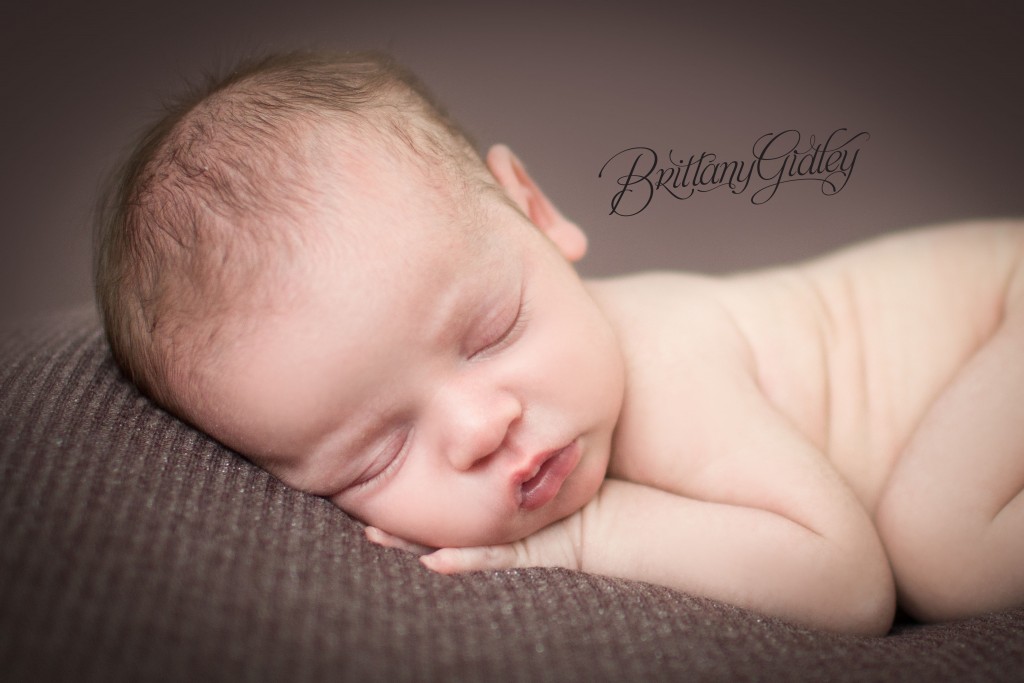 Cleveland Newborn Photographer | Cleveland Newborn Photography | Baby Photographer | Baby Photography | Cleveland Ohio | Brittany Gidley Photography LLC