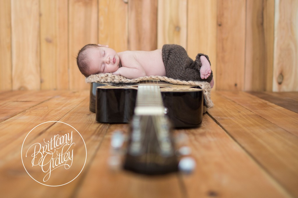 Baby On Guitar | Newborn On Guitar | Cleveland Newborn | Cleveland Newborn Photography | Baby Photographer | Baby Photography | Cleveland Ohio | Brittany Gidley Photography LLC