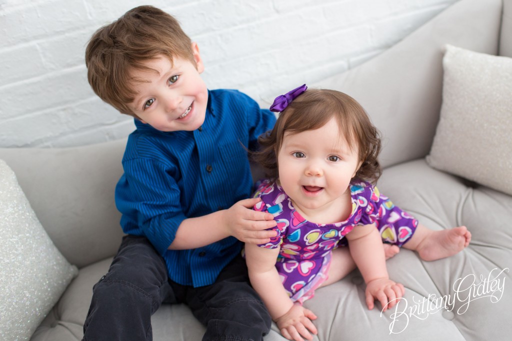 Sibling Photography | Cleveland Photographer | Studio | Natural Light | Canon | Cleveland Ohio | 44114 | Best Child Photographer | Best Child Photography | Best Family Photographer | Best Family Photography
