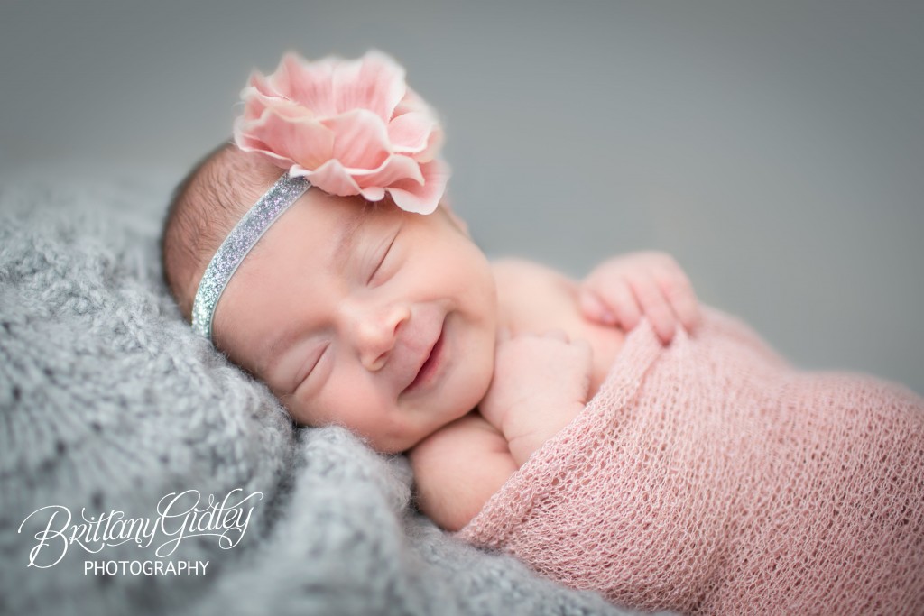 Newborn Photographer Cleveland | Ohio Newborn Photography | Newborn Photographer | Cleveland Ohio | 44114 | Northeast Ohio Baby Photographer | Best Baby Photography | Best Baby Photographer | Cleveland Best Baby Photographer | Cleveland Best Baby Photography