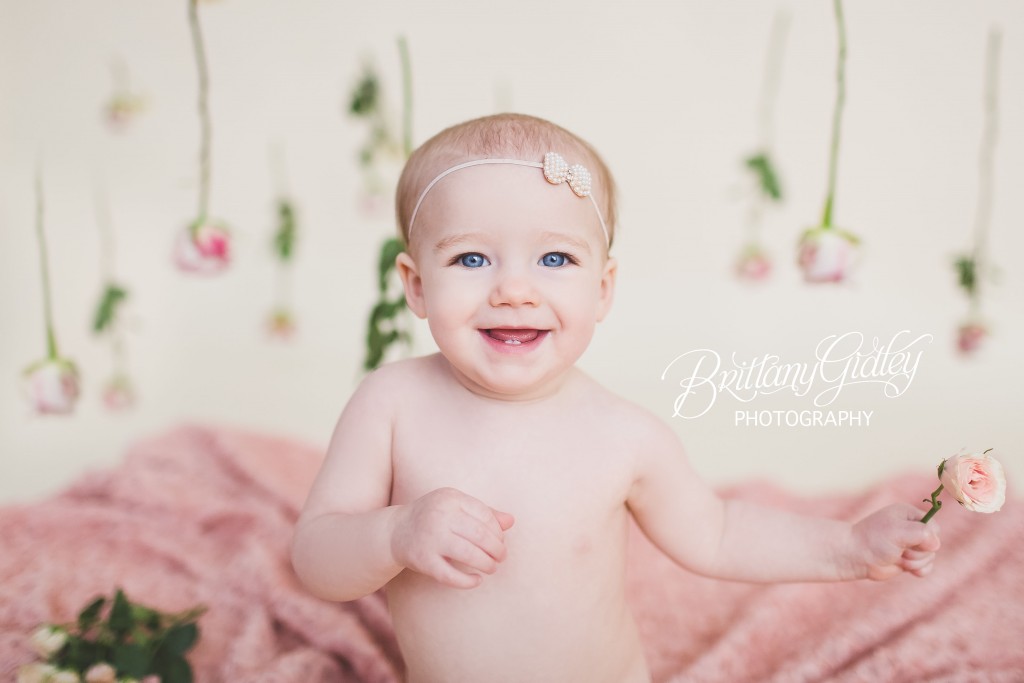 Baby Photography Inspiration | Twelve Month Baby Photographer | Baby Photography | First Year | Baby Photographer | 12 Month Old Baby | Cleveland Ohio 