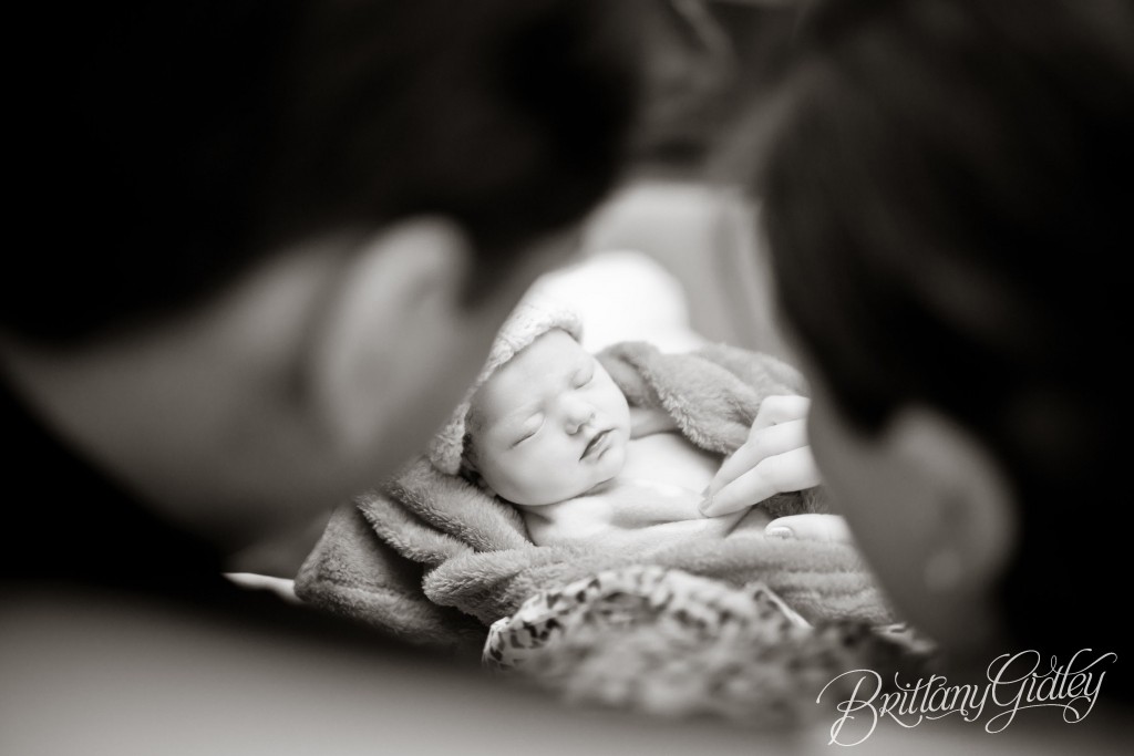 Cleveland Birth Photographer | Birth Photography | Cleveland Photographer | First Touch