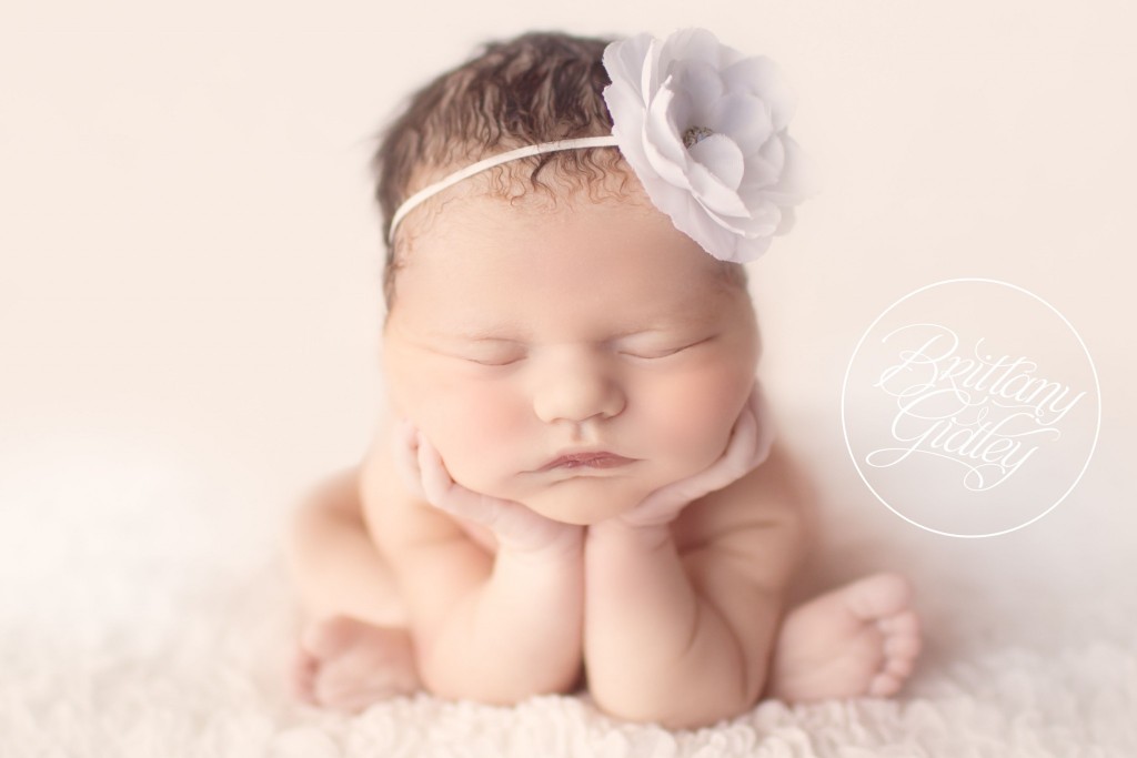 Newborn | Birth Photography | Cleveland Photographer | Pink | Baby Girl