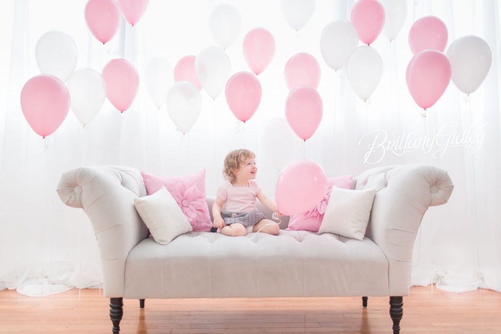 Cleveland Photographer | Toddler | Photography | Cleveland | Start With The Best | Balloons
