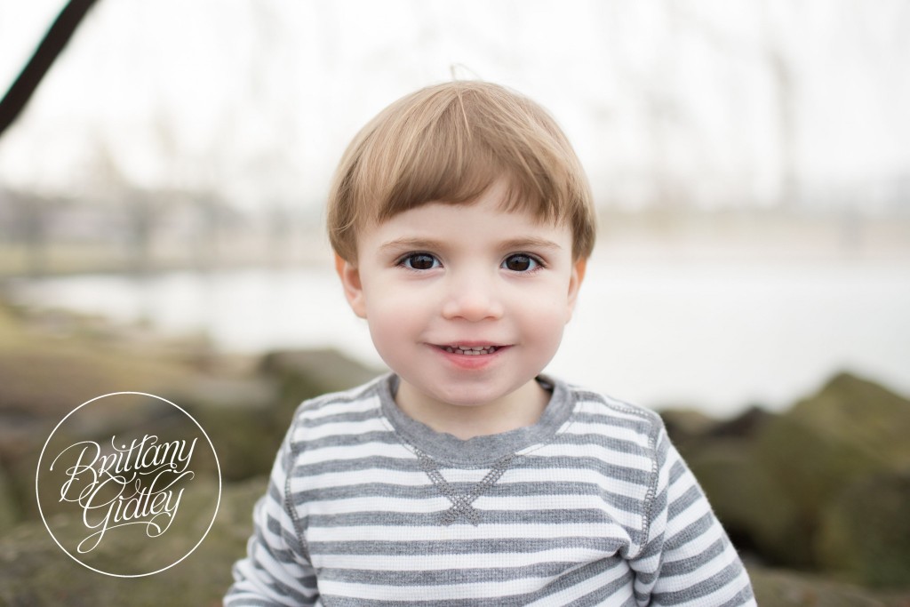 Toddler Photographer Cleveland | Cleveland Photographer | Beach Session | Family | Cleveland Toddler Photographer