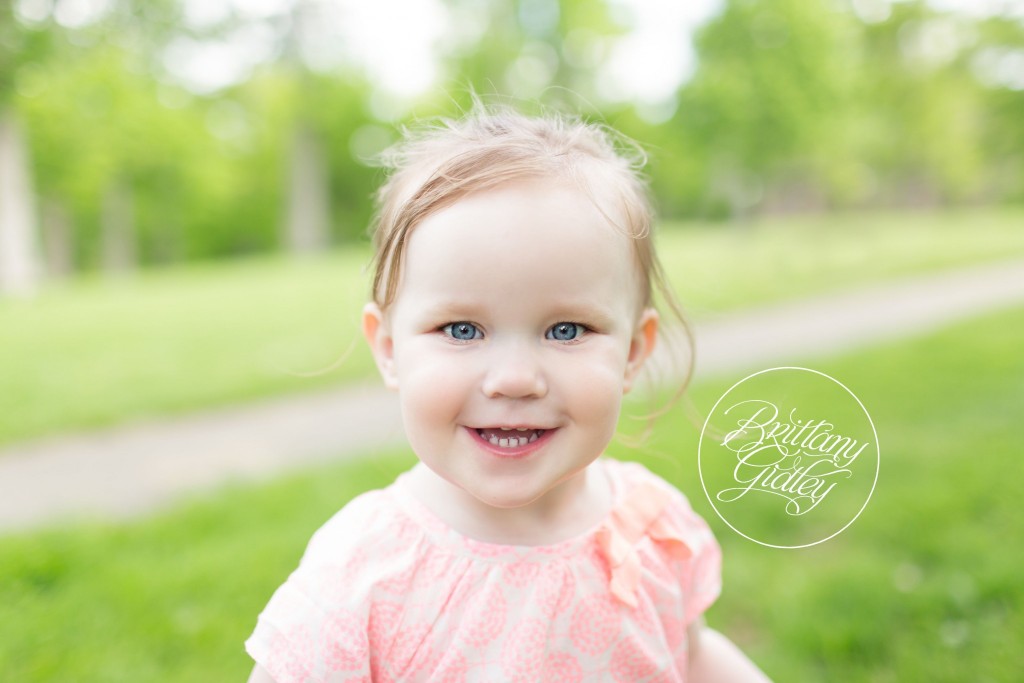 Toddler Portrait Photographer | Rocky River Beach Park | Brittany Gidley Photography LLC