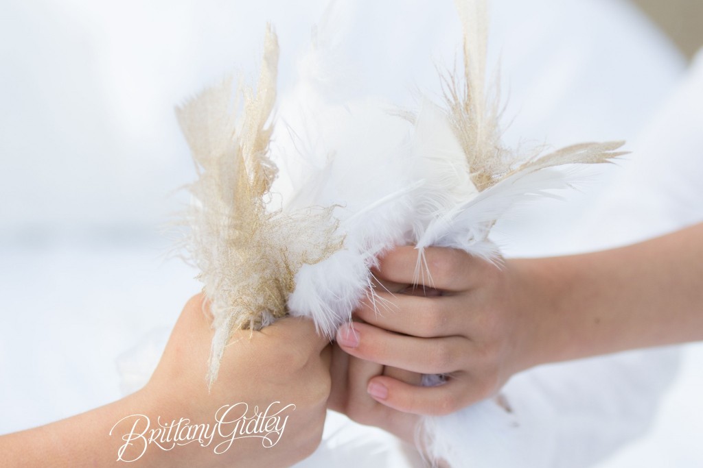 Gold Dipped Feathers | Gold | Feathers | Photo Shoot