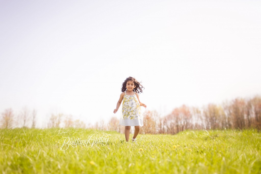 Cleveland Toddler Photographer | Toddler Portraits | Holden Arboretum | Cleveland Ohio