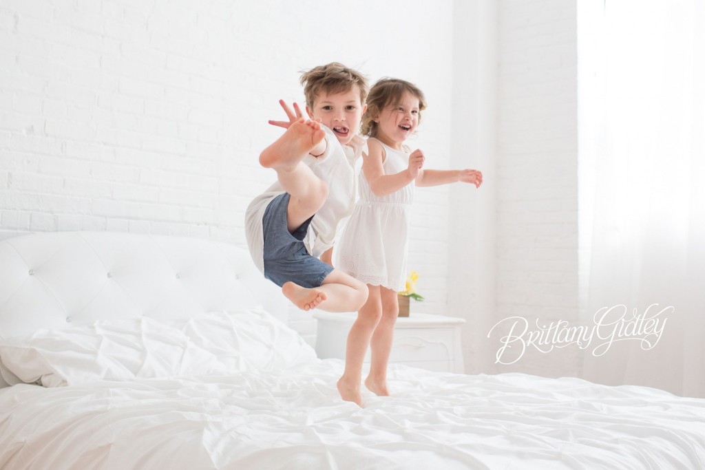 Child Photography | Child Photographer | Big Brother and Big Sister | Natural Light Studio | Brittany Gidley Photography LLC
