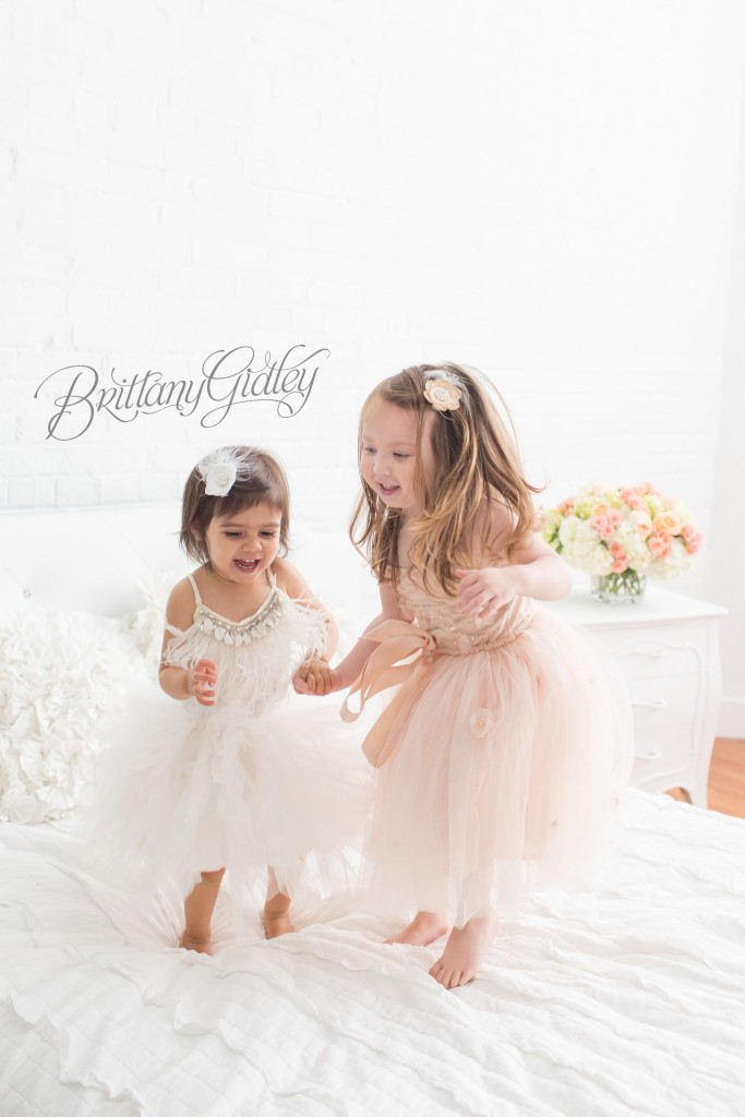 You won't believe this gorgeous best friends toddler photo shoot by Brittany Gidley Photography! Pin now and share with your best friend later!