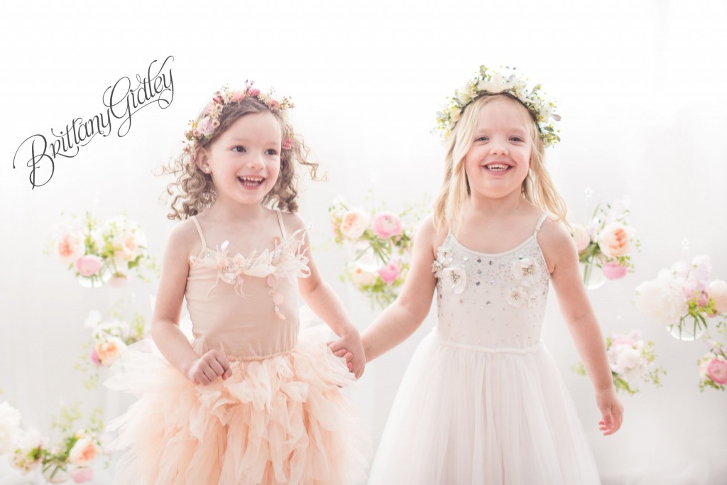 Fresh Floral | Photo Shoots | Photography Studio | Ohio Photographer | Creative Photography | Child Photography Inspiration | Photo Shoot Ideas