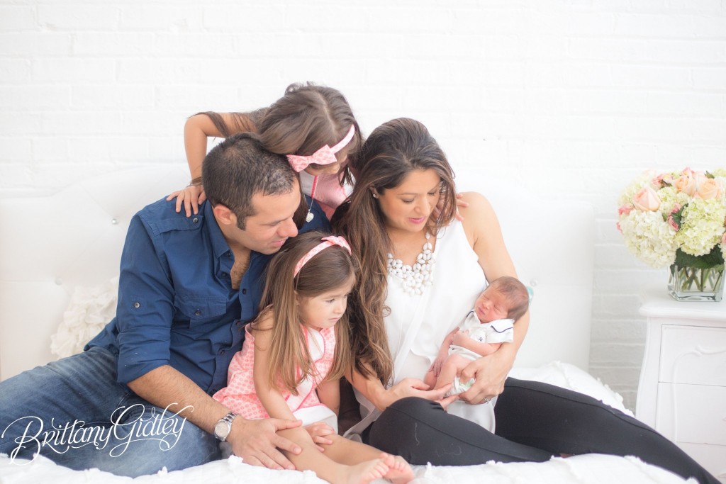 Newborn Baby Photography | Siblings | Newborn Posing | Inspiration | Newborn Photo Shoot Ideas | Brittany Gidley Photography LLC