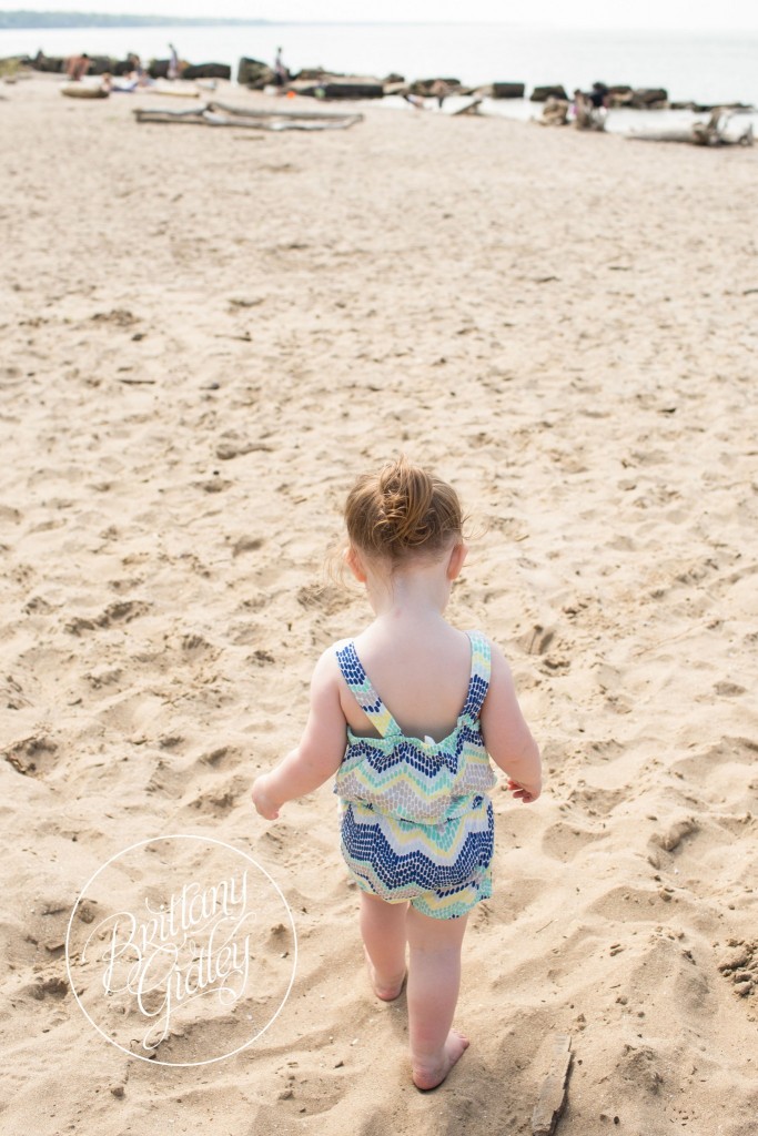 Toddler Portrait Photographer | Rocky River Beach Park | Brittany Gidley Photography LLC