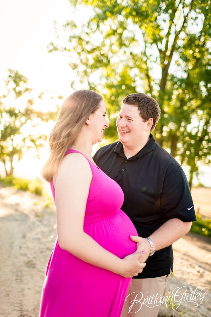 Cleveland Pregnancy Portraits | Maternity Photographer | Maternity Photography | Cleveland, Ohio | Inspiration Posing Maternity