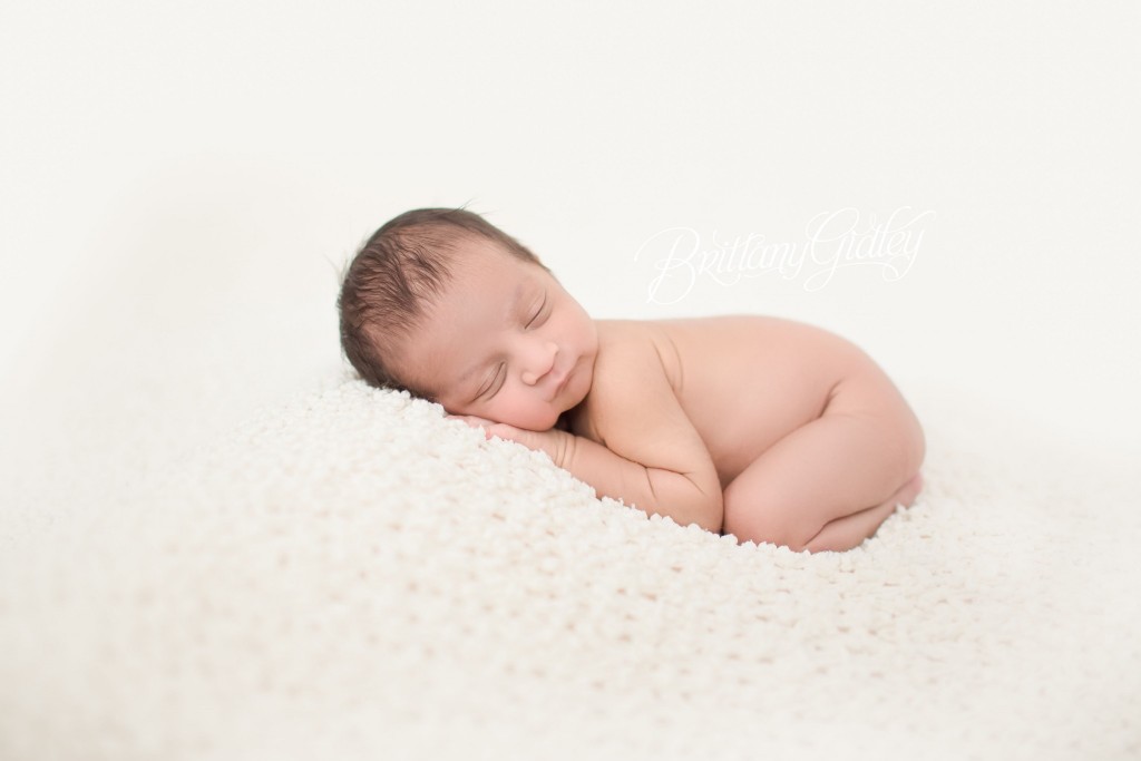 Newborn Photo Shoot | Newborn Photography | Inspiration | Natural Light Studio | Start With The Best | Brittany Gidley Photography LLC
