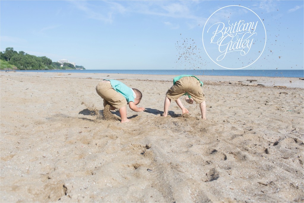 Cleveland Beach Photographer | Start With The Best | Family of 5| Boys | Brothers | Edgewater Park