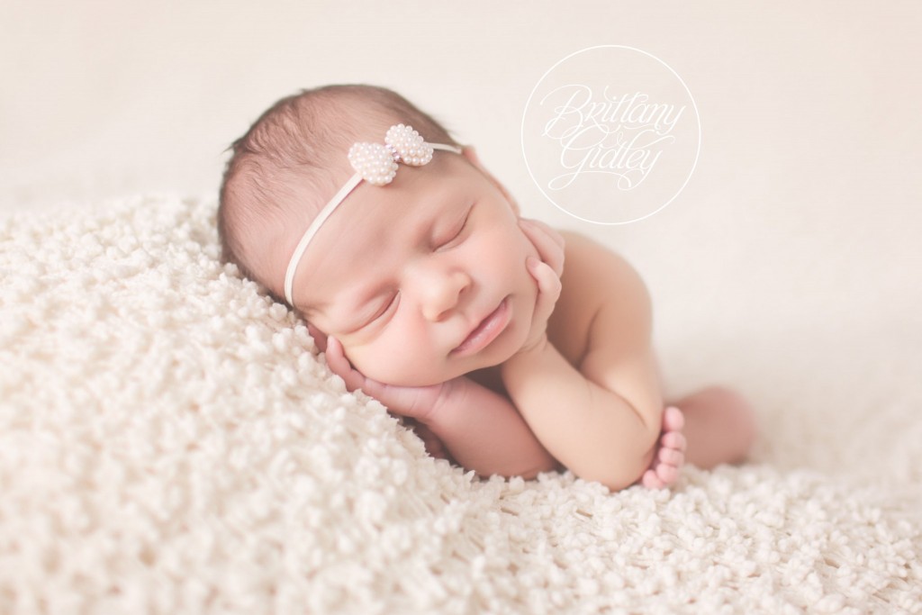 Erie Pennsylvania Newborn Photography | Erie Pennsylvania Newborn Photographer | Newborn Session | Baby Girl | Newborn Baby