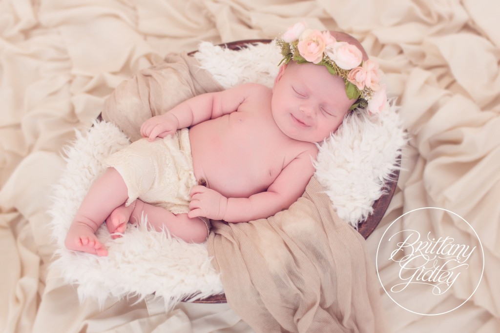 Family | Sleepy | Adorable | Inspiration | Photo Shoot | Newborn Photographer | Newborn Photography