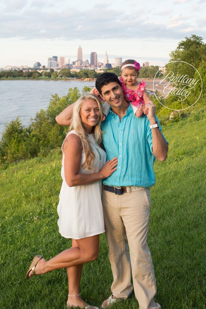 Cleveland Baby Photography | Edgewater Beach Park | Cleveland Ohio | Edgewater Reservation | Baby Photography | Brittany Gidley Photography
