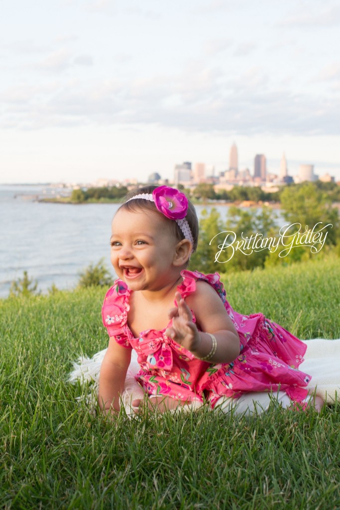 Cleveland Baby Photography | Edgewater Beach Park | Cleveland Ohio | Edgewater Reservation | Baby Photography | Brittany Gidley Photography