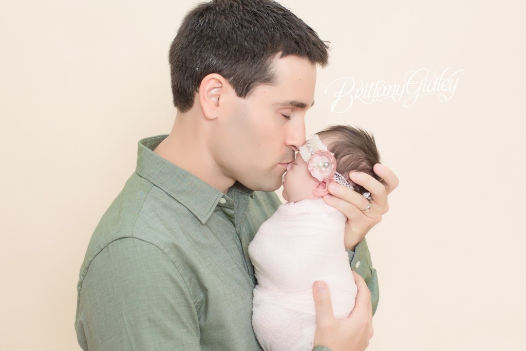 Father and Daughter | Newborn Portrait | Baby Pictures | Newborn Posing Inspiration