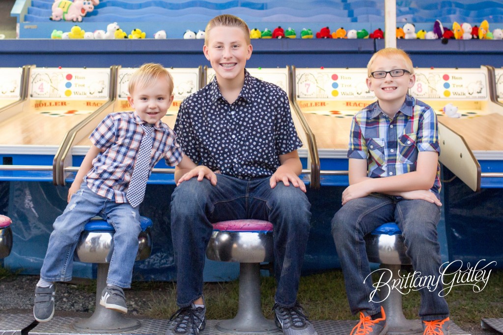 Carnival Games | Photo Shoot | Carnival | Fair | Photography at County Fair | Family Pictures