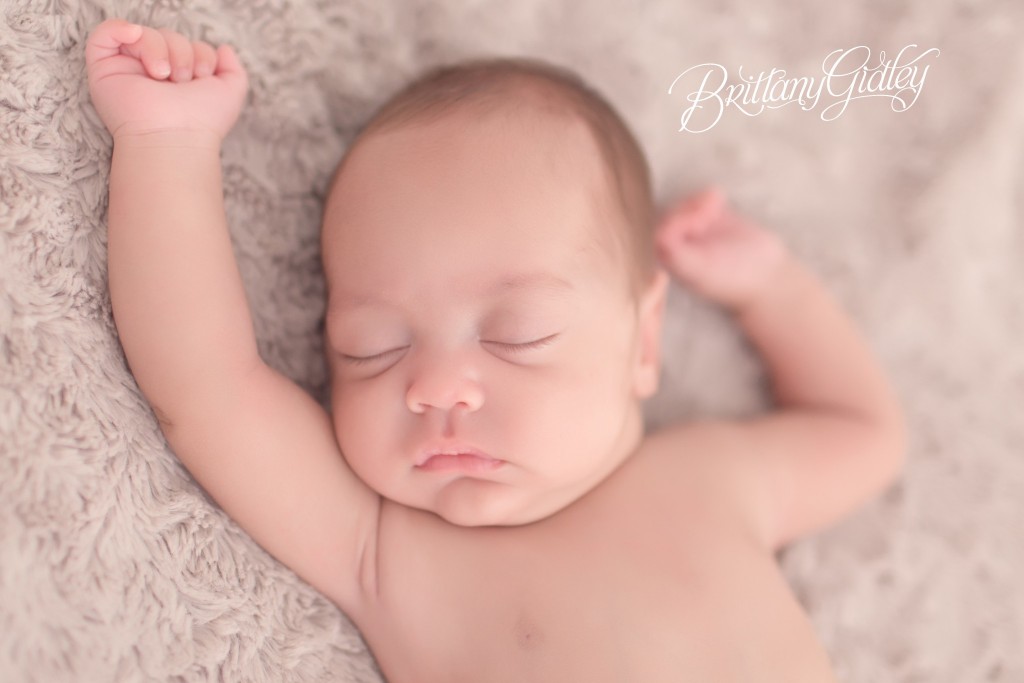 Cleveland Photographer Specializing In Newborns | Cleveland, Ohio | Northeast Ohio | Brittany Gidley Photography LLC