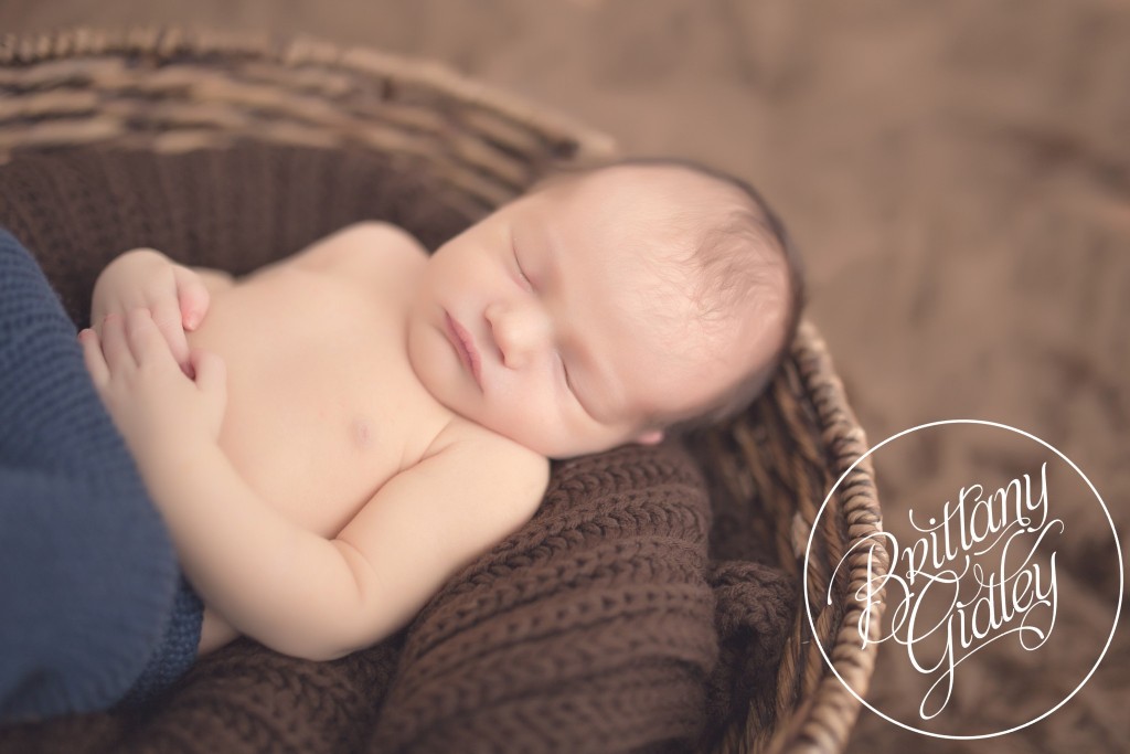 Newborn Baby Photography | Family | Baby Boy | Cleveland Ohio