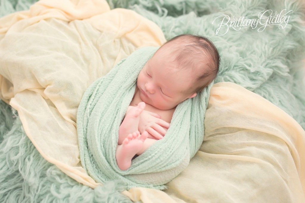 Newborn Baby Photography | Cozy | Baby Boy | Cleveland Ohio