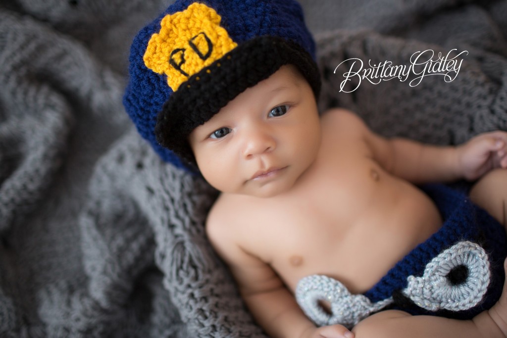 Police Themed Newborn | Cleveland Baby Photographer | Cleveland Baby Photography | One Month Baby Photoshoot