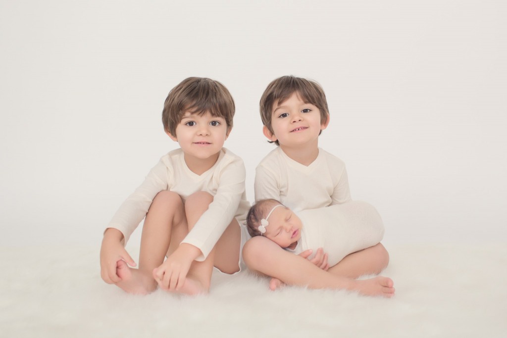 Twins | Newborn Baby | Cleveland | Ohio | Brittany Gidley Photography LLC | Start With The Best | White