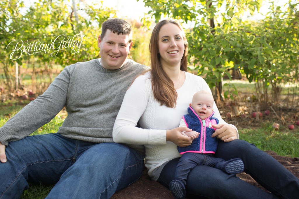 3 month baby | Apple orchard | Baby photography | Baby photographer | Cleveland | Start With The Best