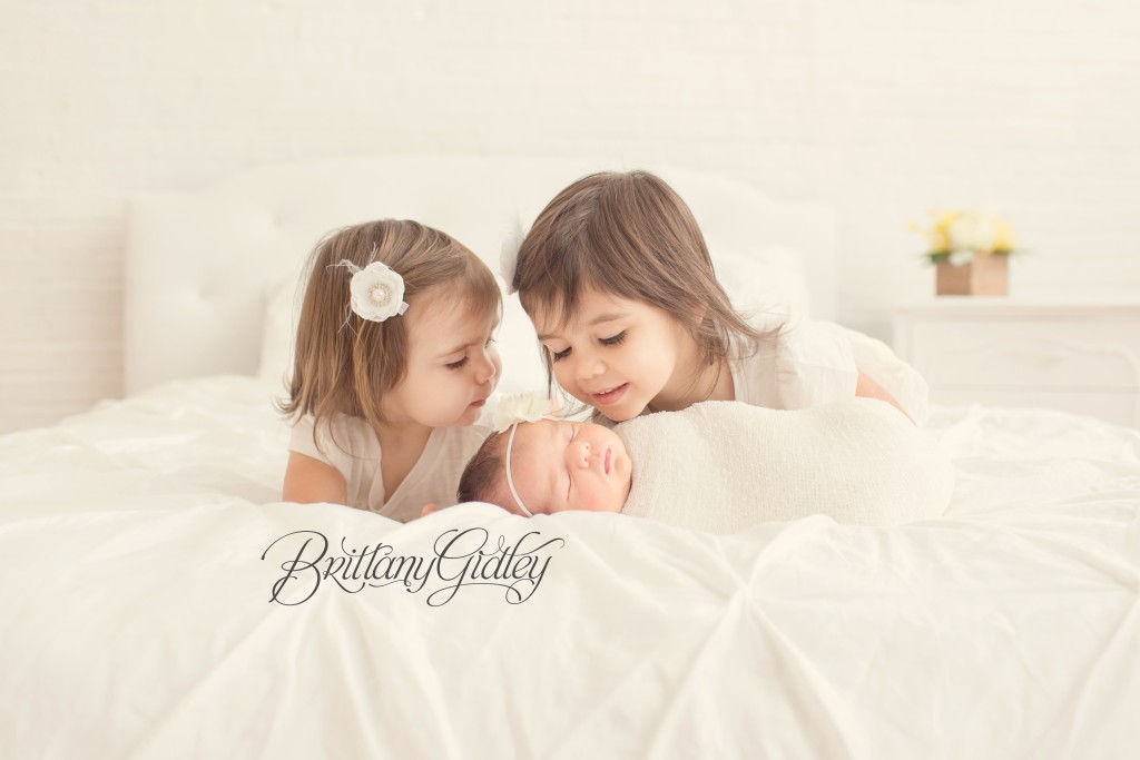 Cleveland Newborn Photographer | 3 Sisters | Newborn Photography Inspiration | Start With The Best | Brittany Gidley Photography LLC