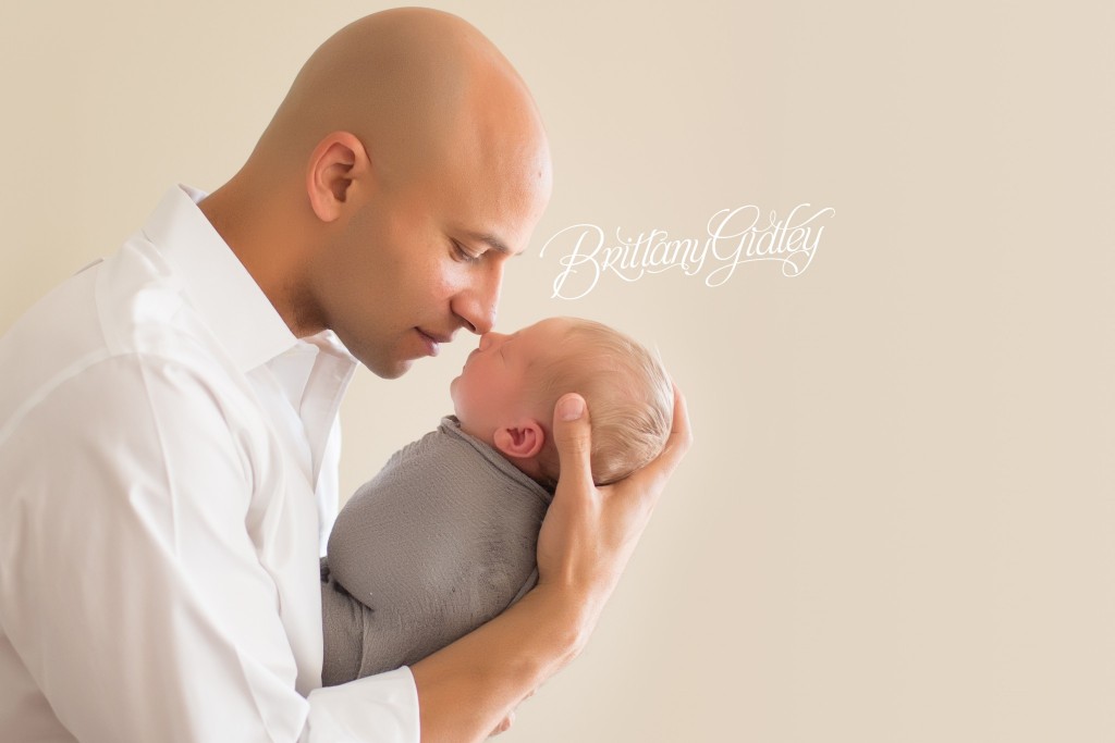 Lifestyle Newborn Photos | Father and Son