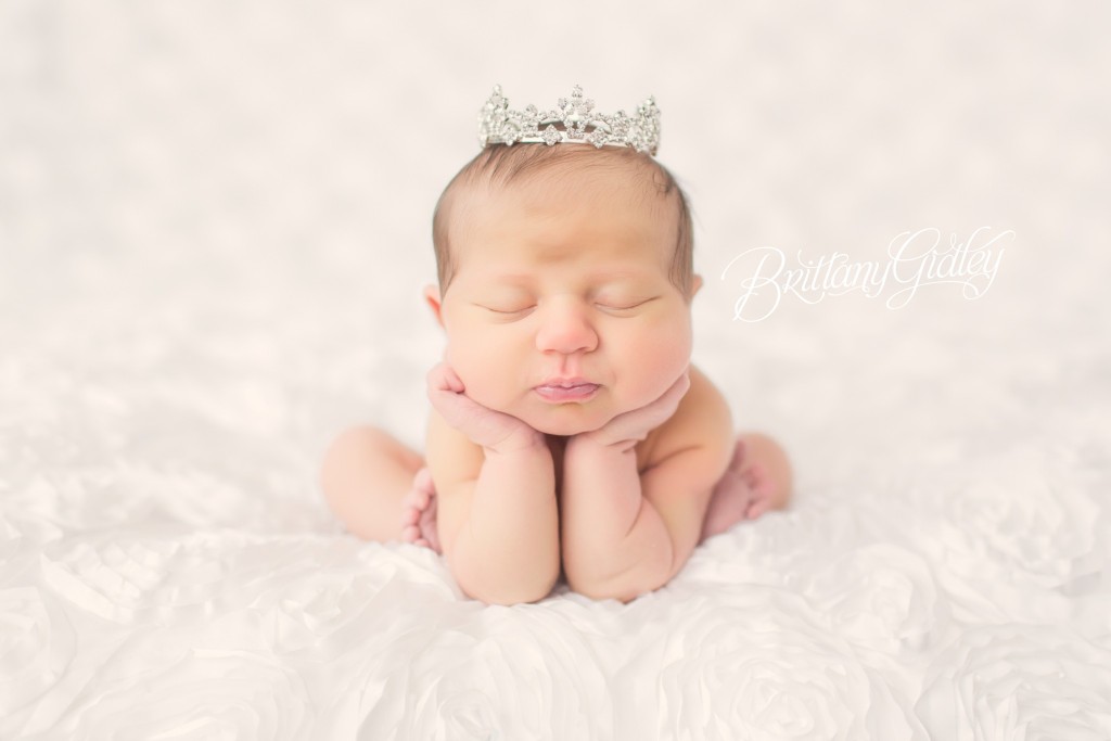 Twins | Newborn Baby | Cleveland | Ohio | Brittany Gidley Photography LLC | Start With The Best | White | Cleveland Newborn Photographer
