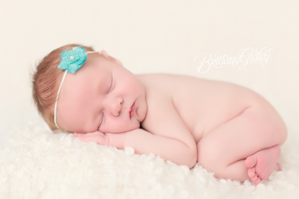 Newborn | Newborn Baby Photo Shoot | Start With The Best | Cleveland, Ohio | Brittany Gidley Photography LLC
