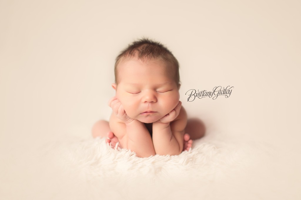 Best Newborn Photographer | Cleveland, Ohio