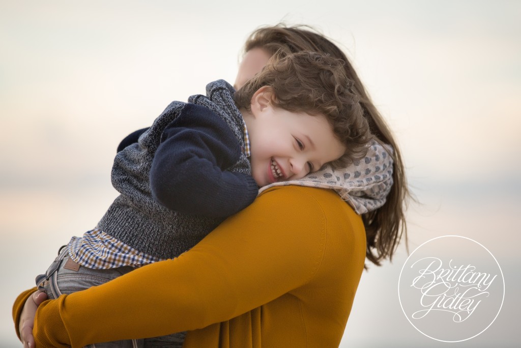 Beach Family Photo Shoot | Beach Pregnancy Announcement