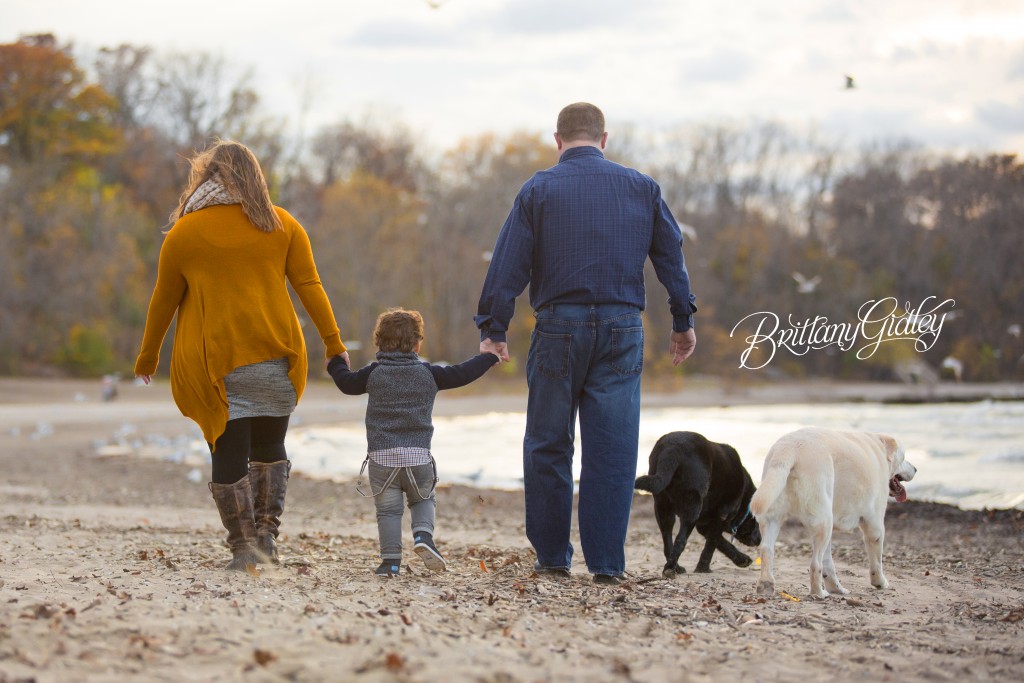 Beach Family Photo Shoot | Beach Pregnancy Announcement