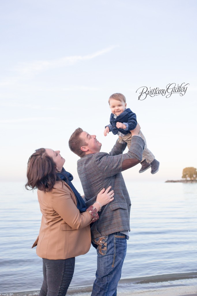 Nautical Family Photo Shoot | Beach