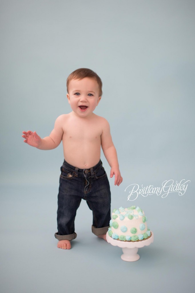 Cake Smash Session | Cleveland Ohio | Brittany Gidley Photography LLC