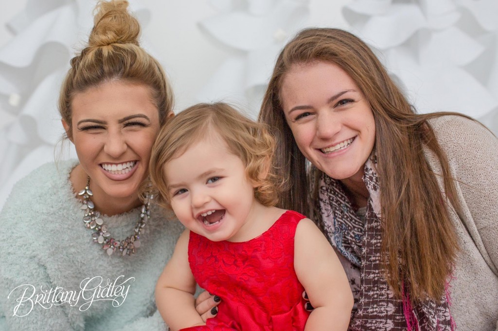 Christmas Portraits | Cleveland Child Photographer | Photography Studio