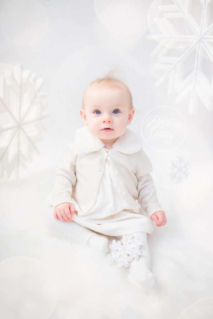 Cleveland Christmas Mini Sessions-58