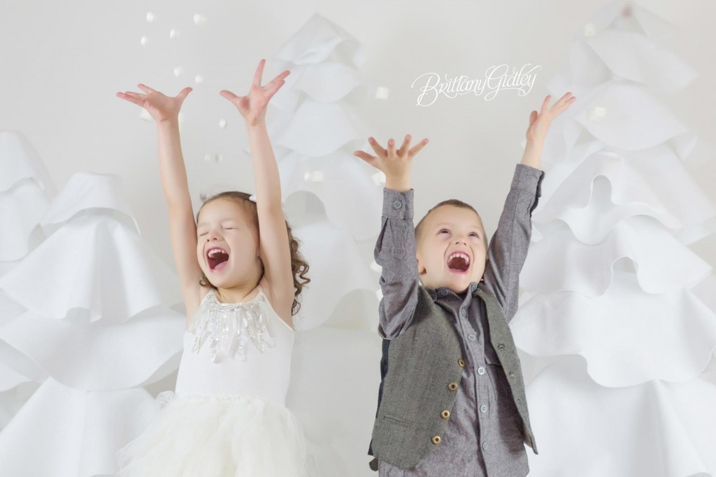 Cleveland Christmas Mini Sessions-73